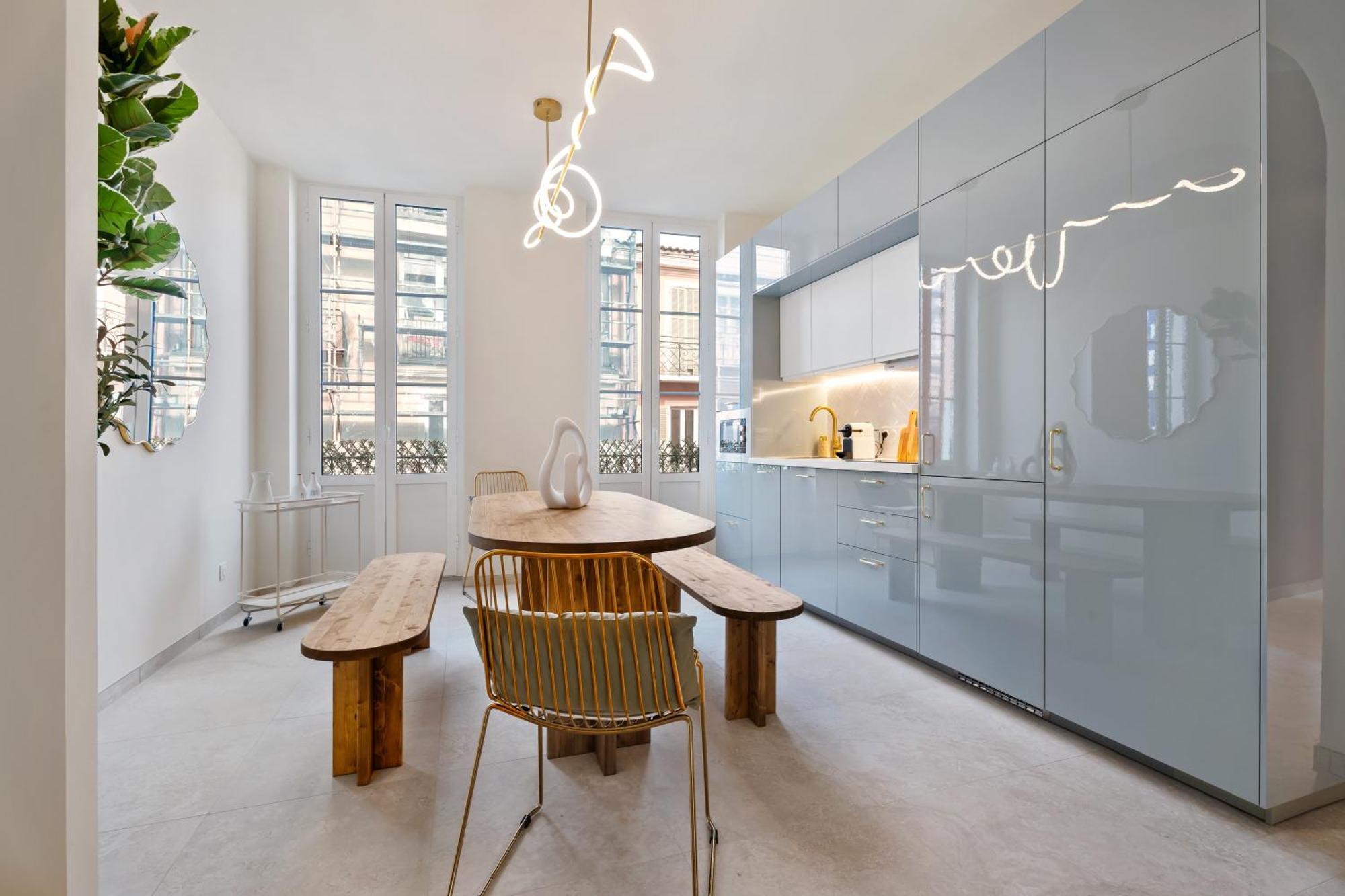 Renting - 8bonaparte - Architect Loft Luxury 4 Bedrooms View Place Du Pin * Nizza